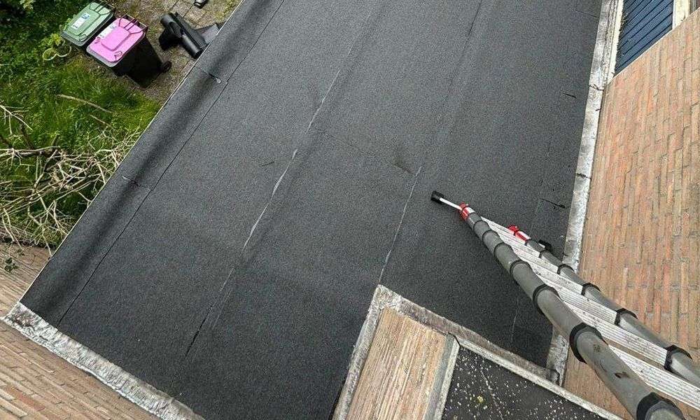 Plat dak geplaatst door dakdekker in Hilvarenbeek Plat dak geplaatst door dakdekker in Hilvarenbeek
